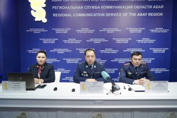Не один дома: полиция области Абай предотвратила множество нарушений на Новый год
