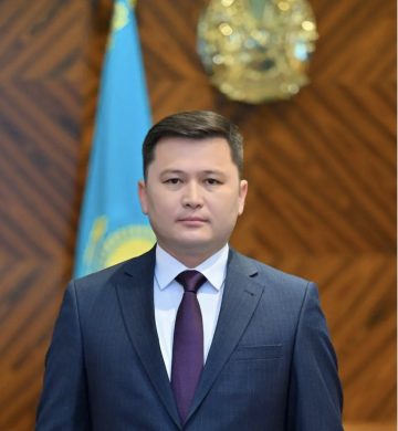 Нурлан Уранхаев представил районному активу нового акима Жанасемея