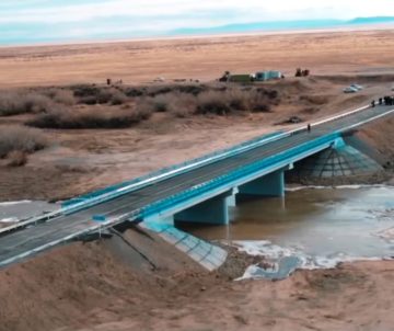 Разрушенный паводками мост восстановили в области Абай