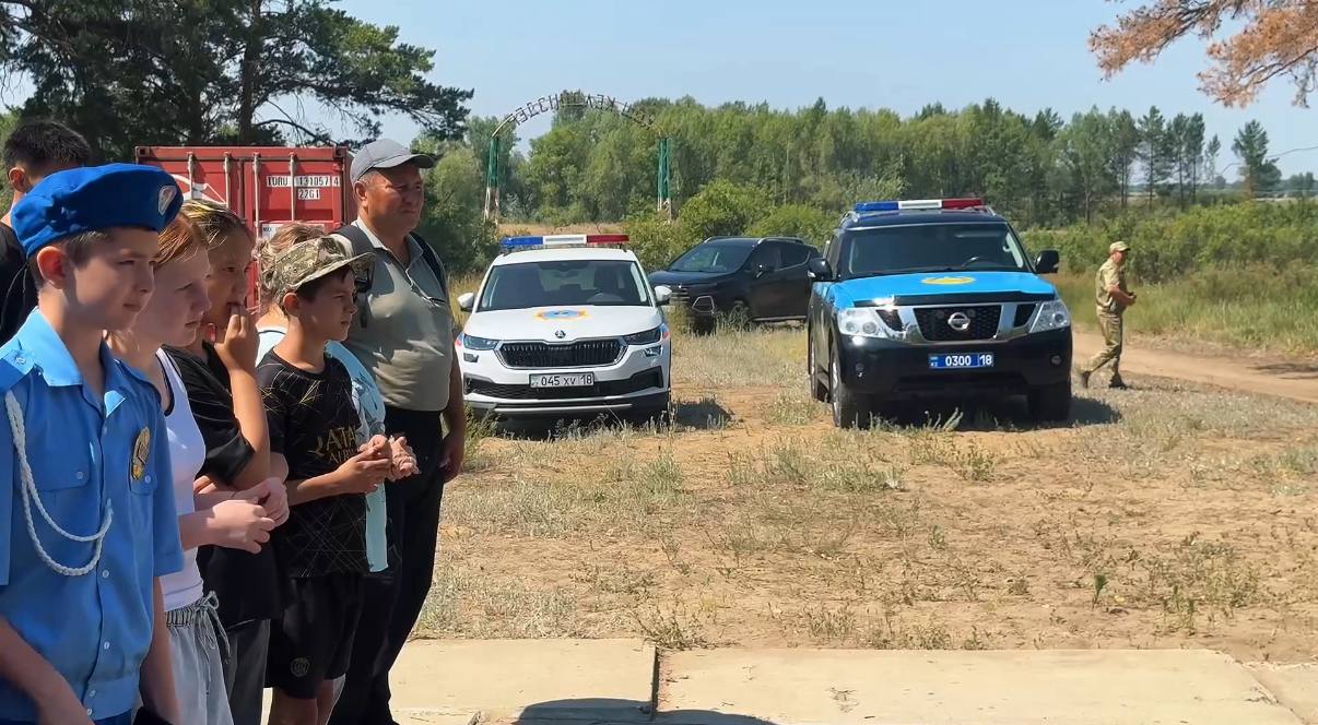 Урок безопасности — сотрудники полиции рассказали детям о правилах киберзащиты
