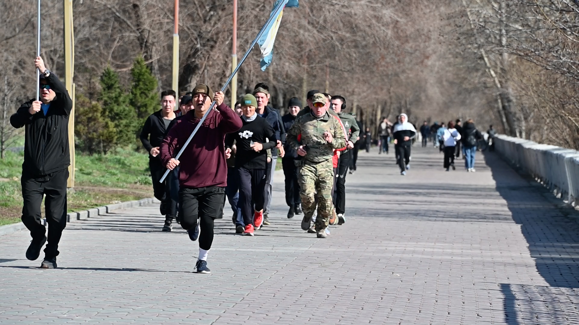 15 километров на выносливость: военные Семея вышли на дистанцию